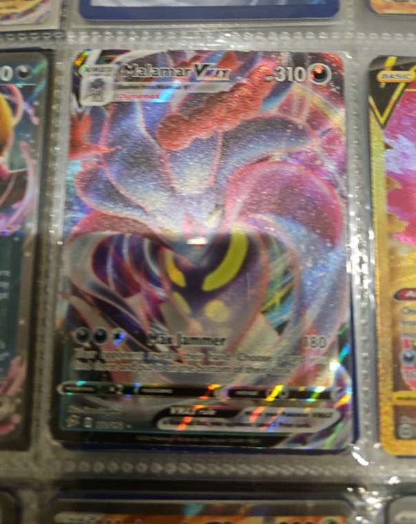 2020 Pokémon Sword & Shield Zamazenta VMAX #198 — front