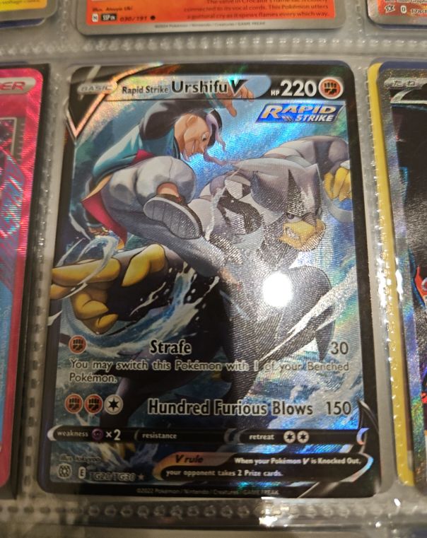 2021 Pokemon SWSH Brilliant Stars #TG20 Rapid Strike Urshifu V — front