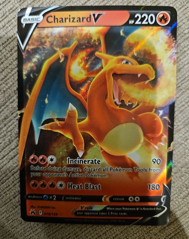 2022 Pokémon TCG Crown Zenith #018 Charizard V — front