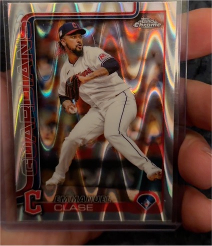 2025 Topps Chrome #135 Emmanuel Clase — front