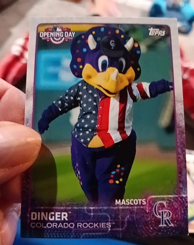 2015 Topps Opening Day Mascots #M-10 Dinger — front
