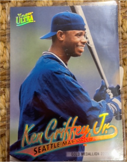 1997 Fleer Ultra Gold Medallion Edition #G121 Ken Griffey Jr. — front