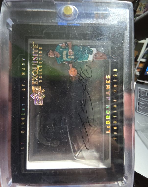 2011 Upper Deck Exquisite Collection #D-JA LeBron James — front