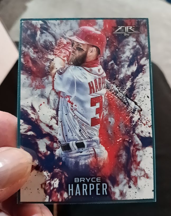 2016 Topps Update Fire #F-3 Bryce Harper — front