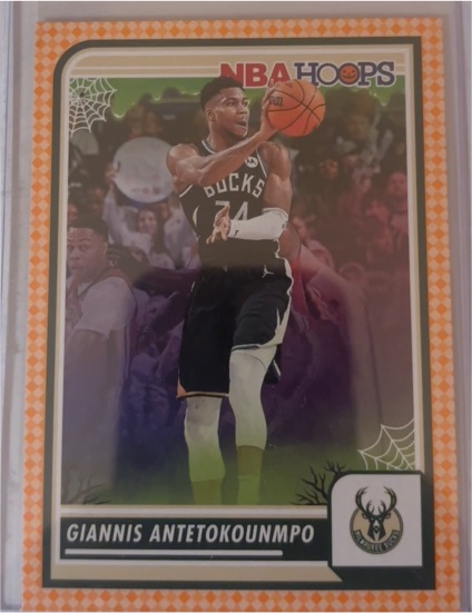 2023-24 Panini NBA Hoops Haunted Hoops Orange #23 Giannis Antetokounmpo — front