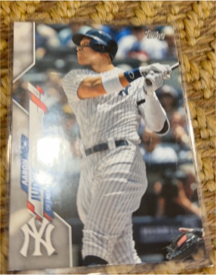 2020 Topps #7 Aaron Judge — front