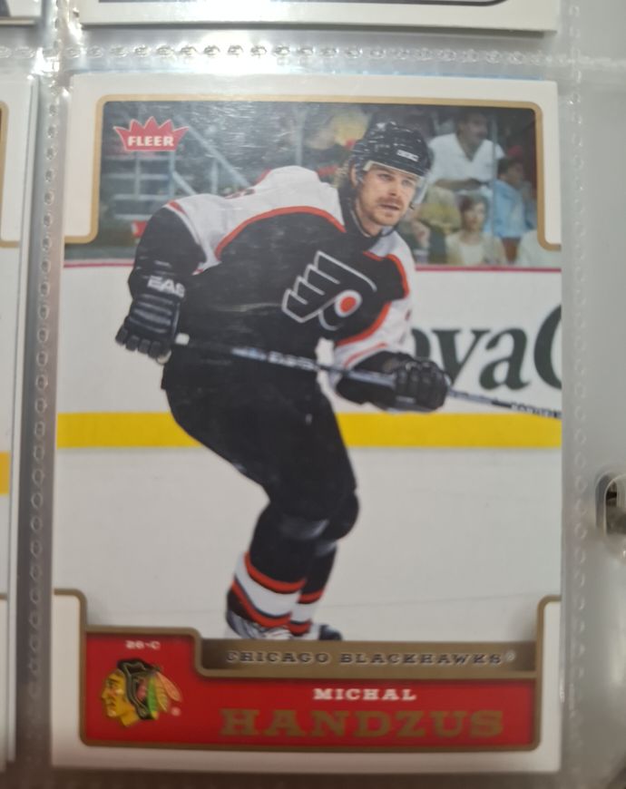 2006 Fleer #43 Michal Handzus — front