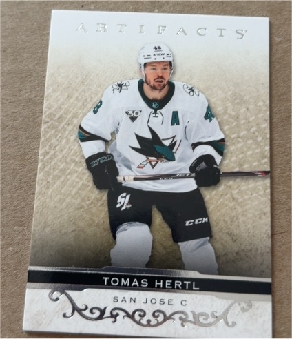 2021-22 Upper Deck Artifacts #35 Tomas Hertl — front