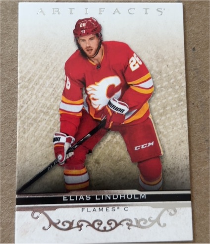 2021-22 Upper Deck Artifacts #56 Elias Lindholm — front