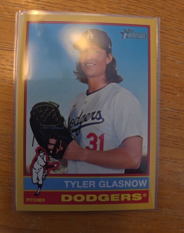 2025 Topps Heritage #465 Tyler Glasnow — front