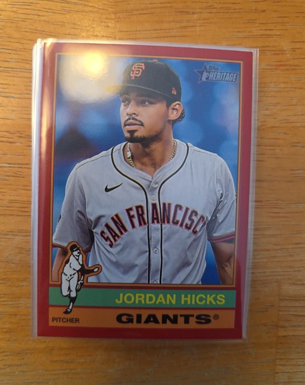 2025 Topps Heritage #100 Jordan Hicks — front