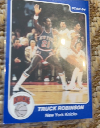 1983-84 Star #67 Truck Robinson — front