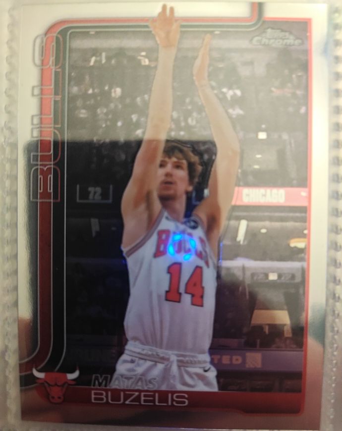 2025-26 Topps Chrome #231 Matas Buzelis — front