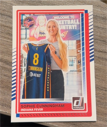 2025 Donruss WNBA #24 Sophie Cunningham — front