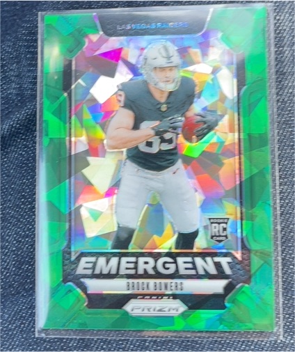 2024 Panini Prizm Emergent #8 Brock Bowers — front