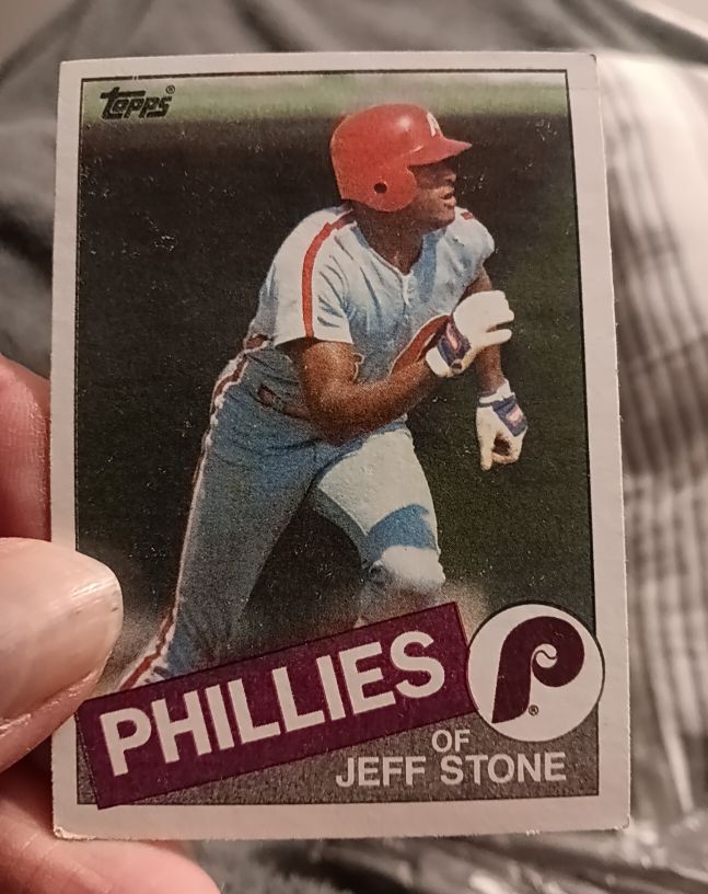 1985 Topps #476 Jeff Stone — front