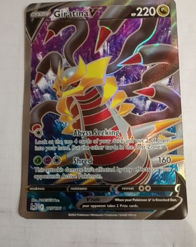 2022 Pokémon TCG Lost Origin #185 Giratina V — front