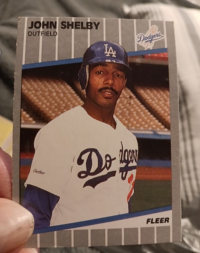 1989 Fleer #73 John Shelby — front
