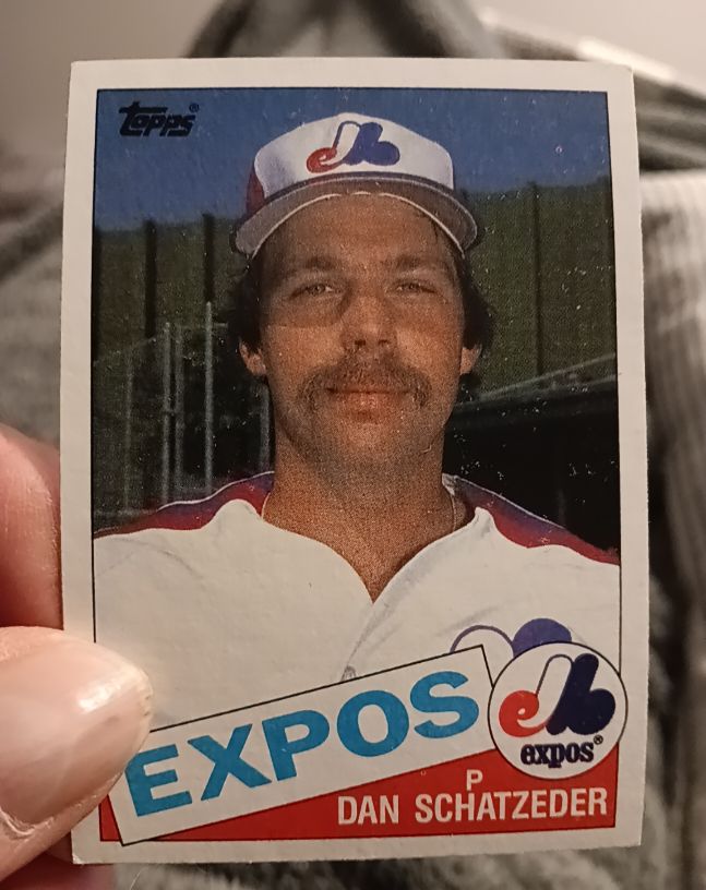 1985 Topps #501 Dan Schatzeder — front