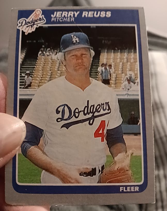 1985 Fleer #380 Jerry Reuss — front