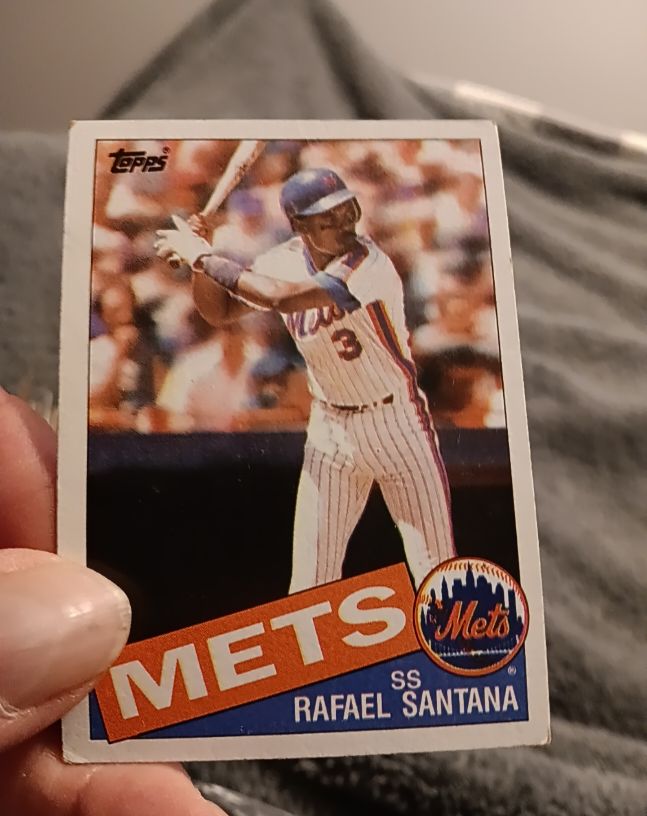 1985 Topps #67 Rafael Santana — front