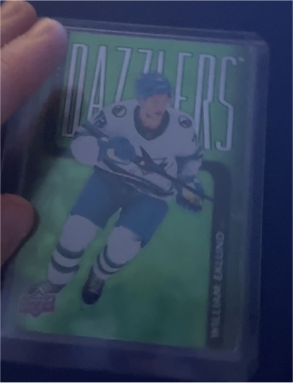 2025-26 Upper Deck Series 1 #DZ-27 William Eklund Green San Jose Sharks — front