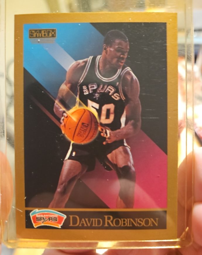 1990-91 Skybox #260 David Robinson — front