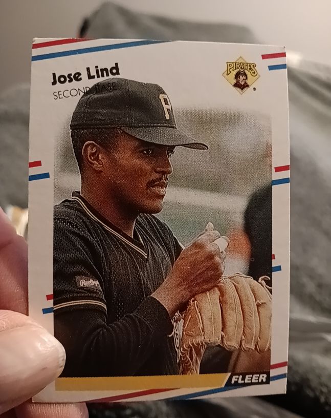 1988 Fleer #334 Jose Lind — front