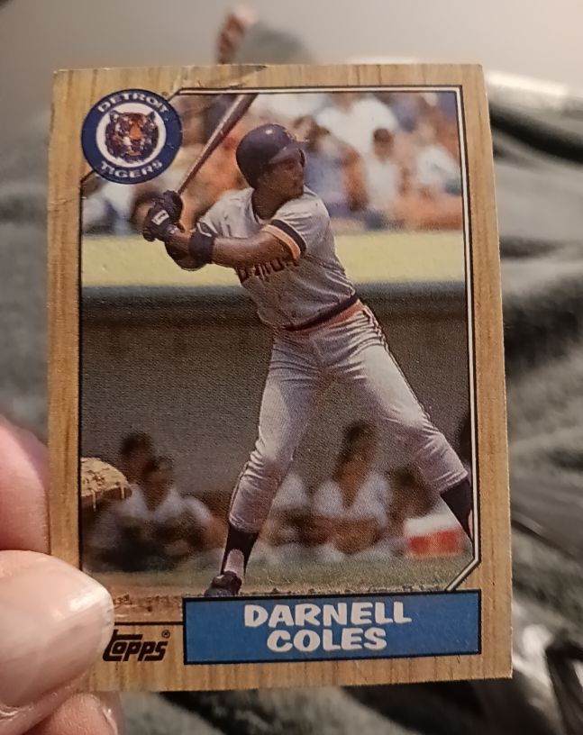 1987 Topps #411 Darnell Coles — front