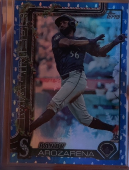 2025 Topps Holiday #H122 Randy Arozarena — front