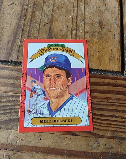 1990 Donruss Diamond Kings #9 Mike Bielecki — front