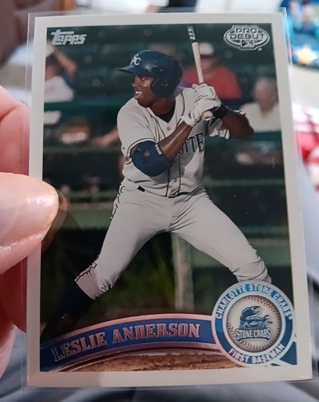 2011 Topps Pro Debut Leslie Anderson — front
