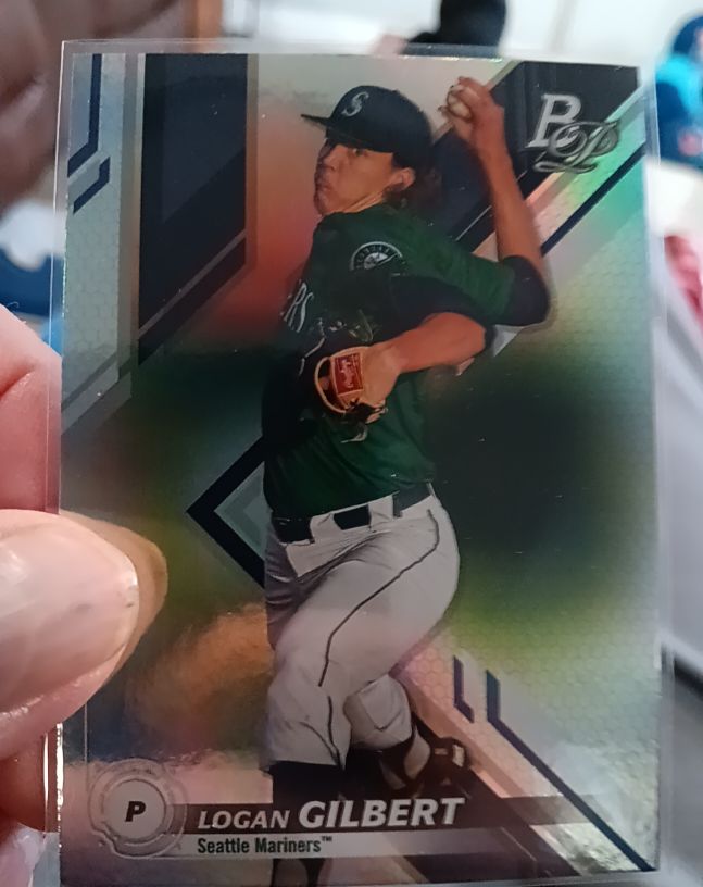 2019 Bowman Platinum #TOP-18 Logan Gilbert — front