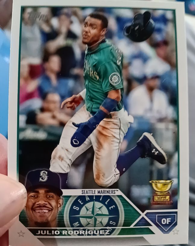 2023 Topps #330 Julio Rodríguez — front