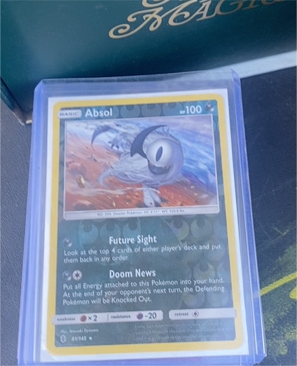2017 Pokemon Sun & Moon Guardians Rising #81 Absol — front