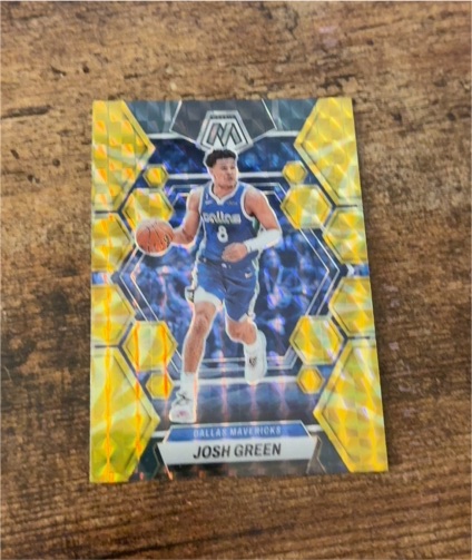 2022-23 Panini Mosaic #8 Josh Green — front