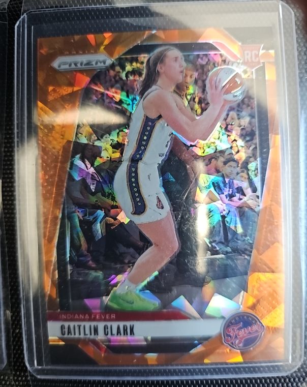 2024 Panini Prizm WNBA #22 Caitlin Clark — front