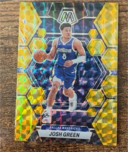 2022-23 Panini Mosaic #102 Josh Green — front
