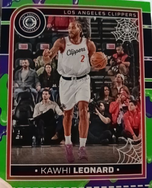 2024-25 Panini Haunted Hoops #194 Kawhi Leonard — front