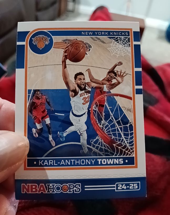 2024-25 Panini Haunted Hoops #230 Karl-Anthony Towns — front