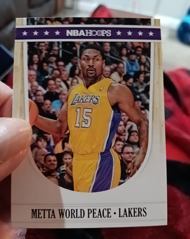 2011-12 Panini NBA Hoops #95 Metta World Peace — front