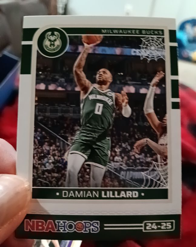2024-25 Panini Haunted Hoops #189 Damian Lillard — front