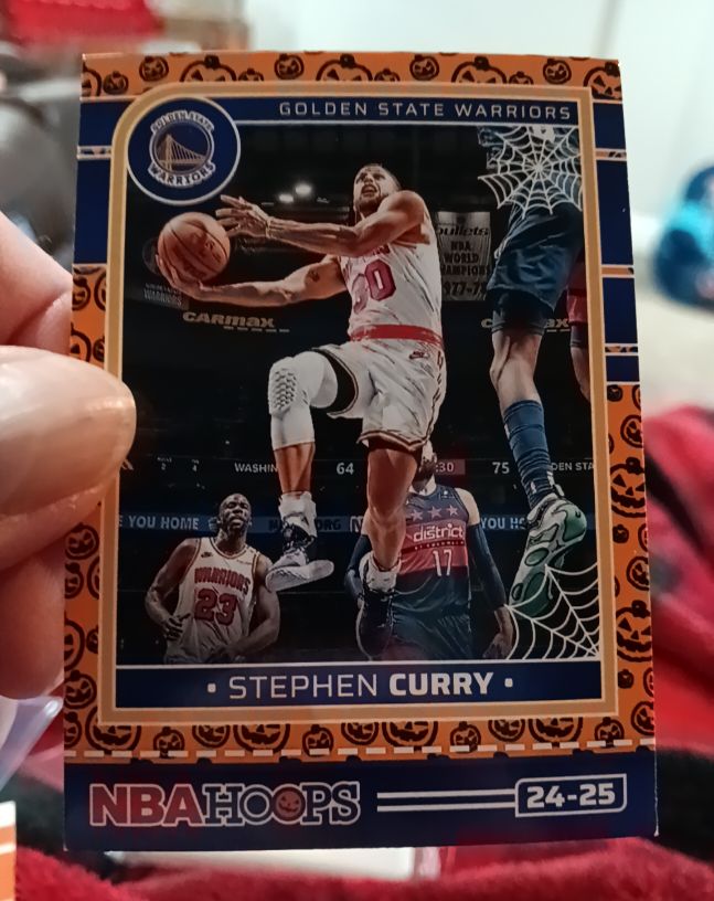 2024-25 Panini Haunted Hoops #22 Stephen Curry — front