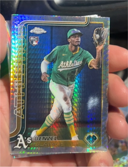 2025 Topps Chrome Update #USC15 Denzel Clarke — front