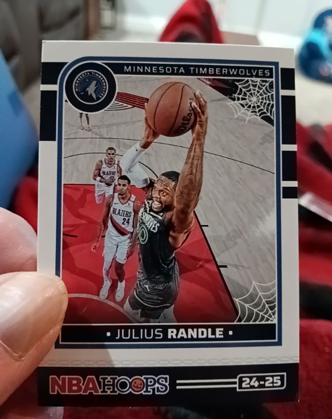 2024-25 Panini Haunted Hoops #116 Julius Randle — front