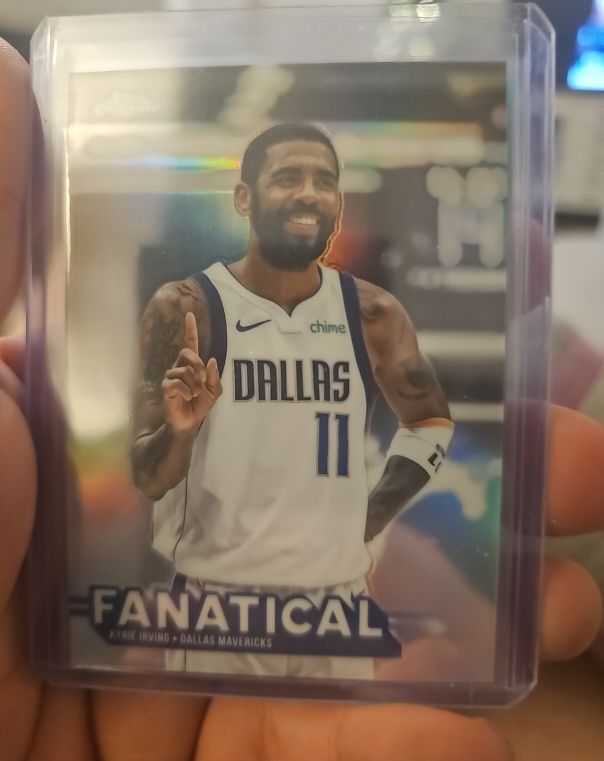 2025-26 Topps Chrome #FAN-8 Kyrie Irving Fanatical — front