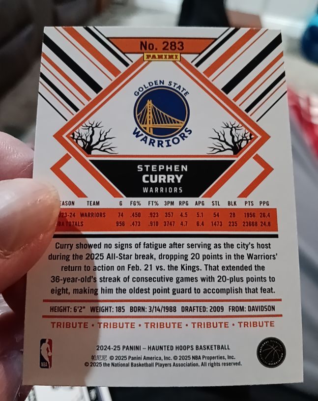2024-25 Panini Haunted Hoops #283 Stephen Curry — front