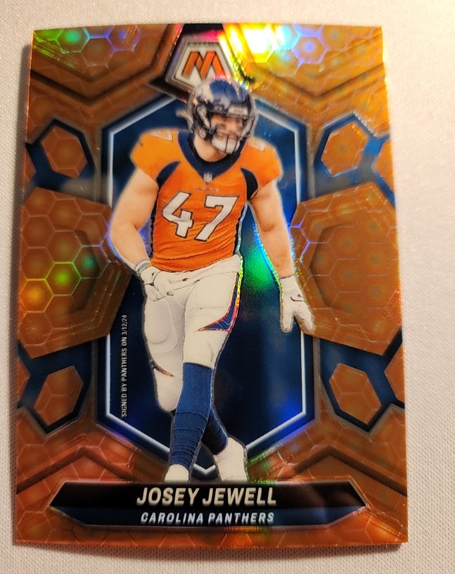2024 Panini Mosaic #47 Josey Jewell — front