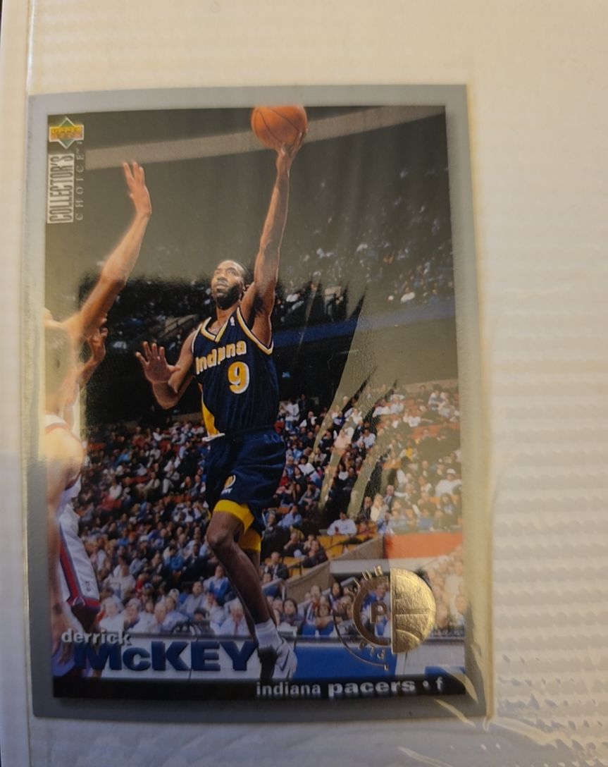 1995-96 Upper Deck Collector's Choice #143 Derrick McKey — front