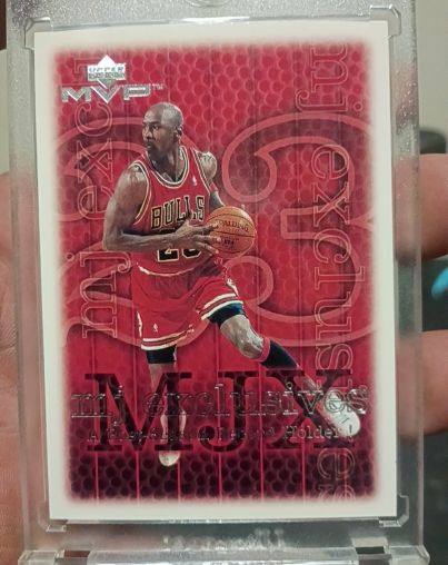 1999-00 Upper Deck MVP #196 Michael Jordan — front